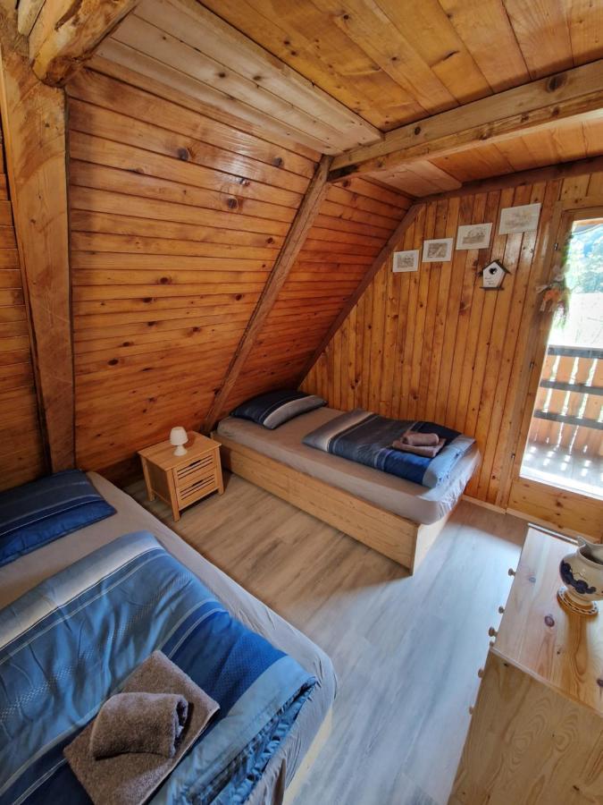 Oto's * Radovljica